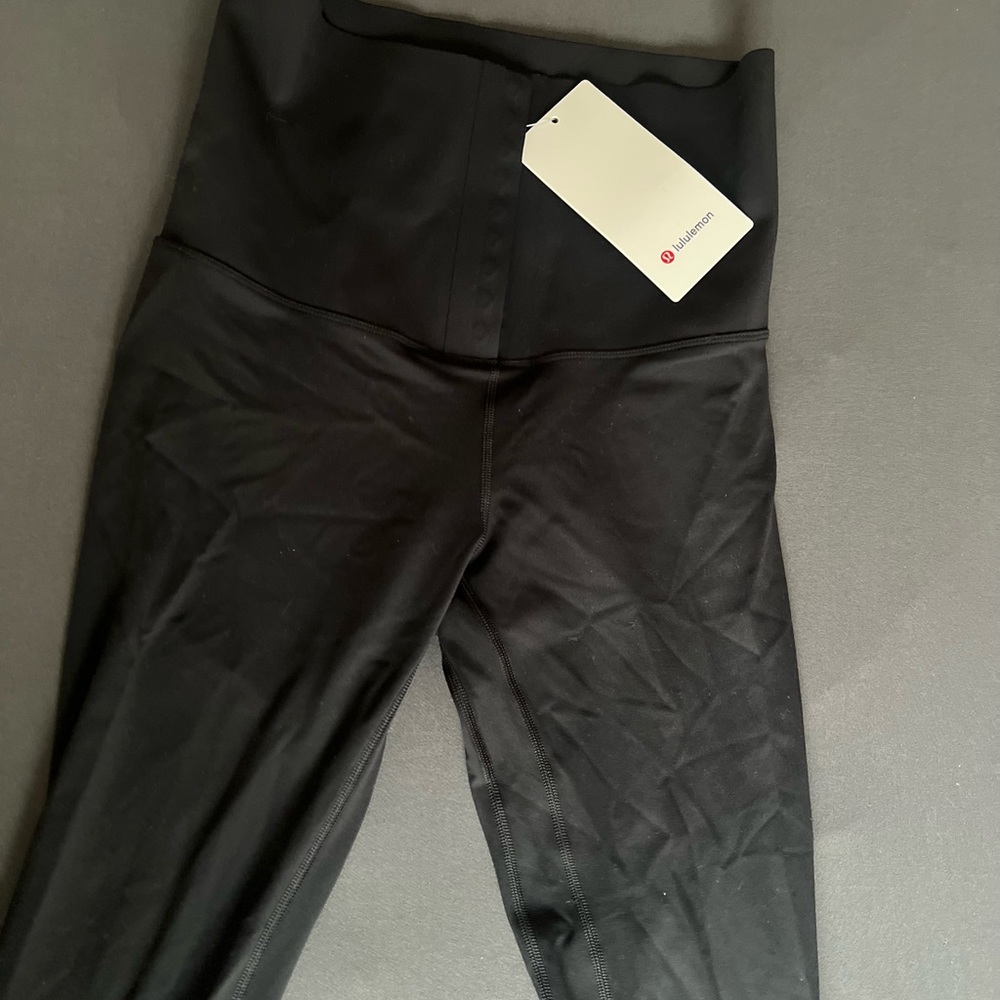 NWT Lululemon compression leggings